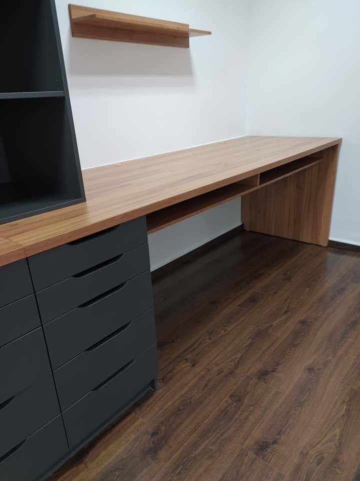 Arbeitstisch mit Nussbaum-Platte und anthrazitfarbenem Schubladencontainer